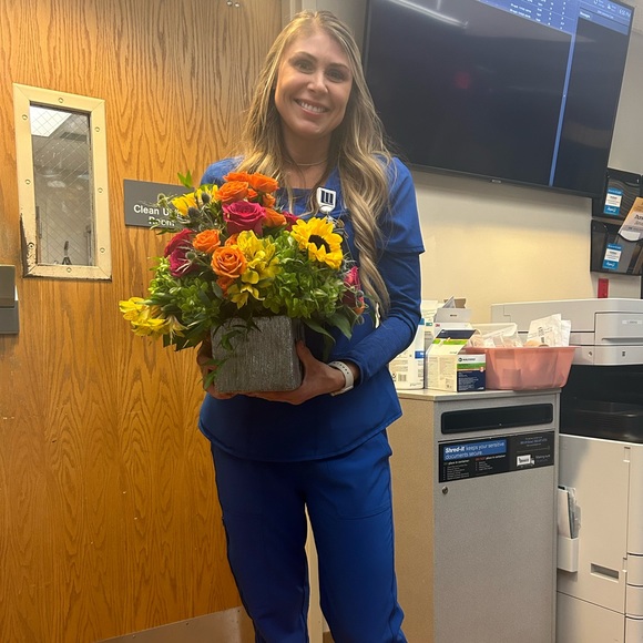 Meet your Posher, Samantha - Picture 4 of 4